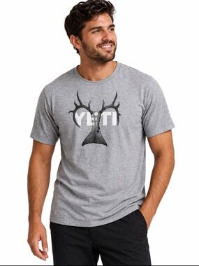 YETI Antlers & Fish Tail Graphic Tee Heather Gray Men’s T-Shirt — Size M
